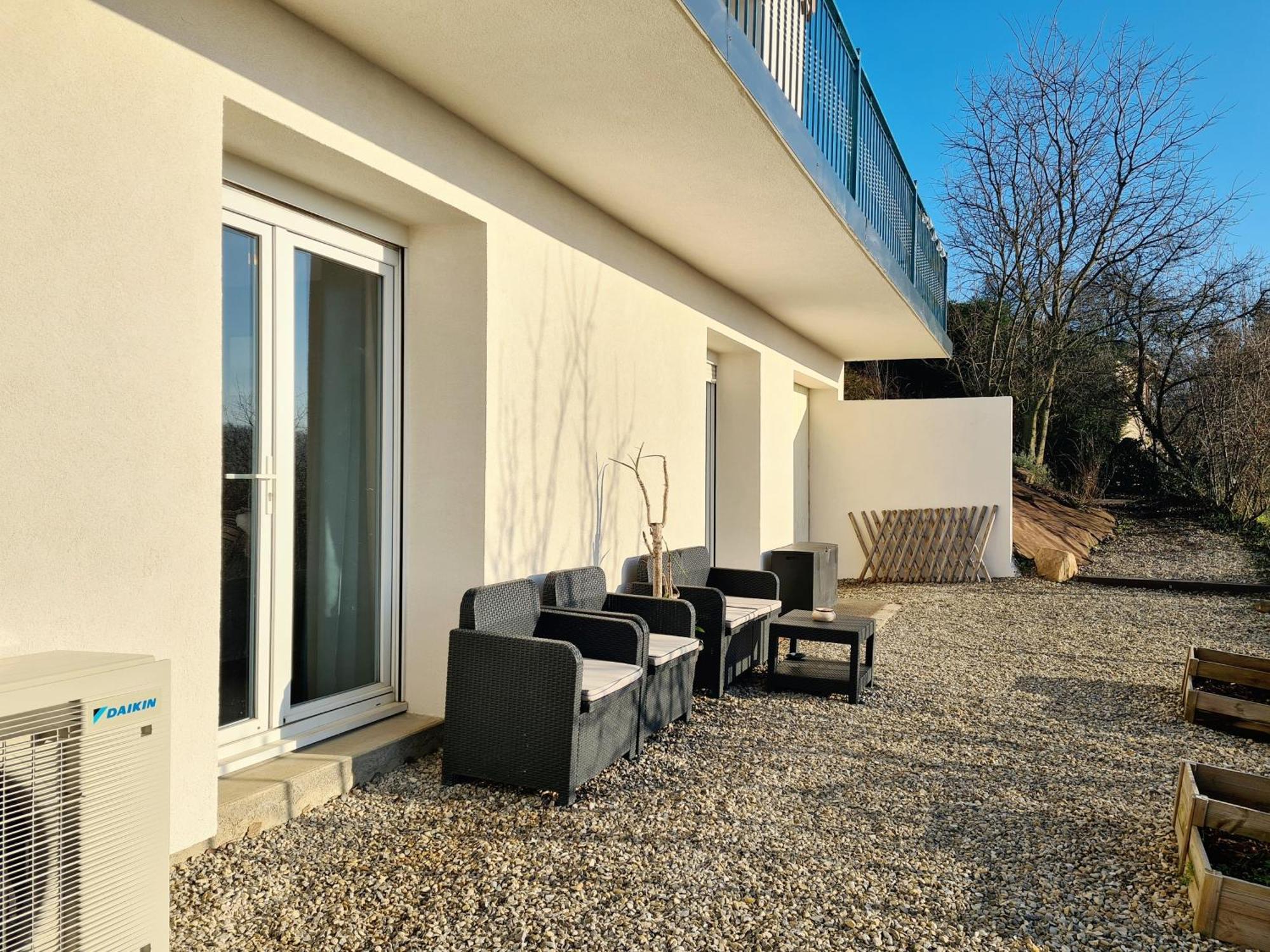 Gite De 70M² Avec Vue Sur Le Massif Du Pilat Clonas-sur-Vareze エクステリア 写真
